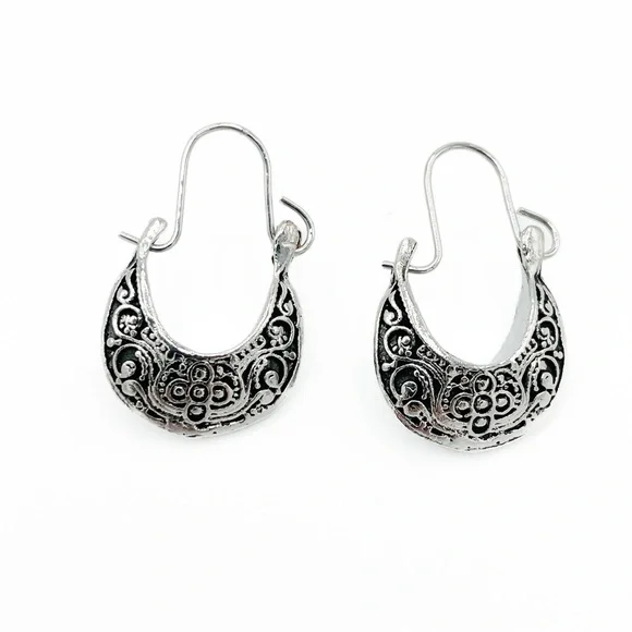 Boho festival vintage style silver tone filigree hoops - Picture 2 of 6